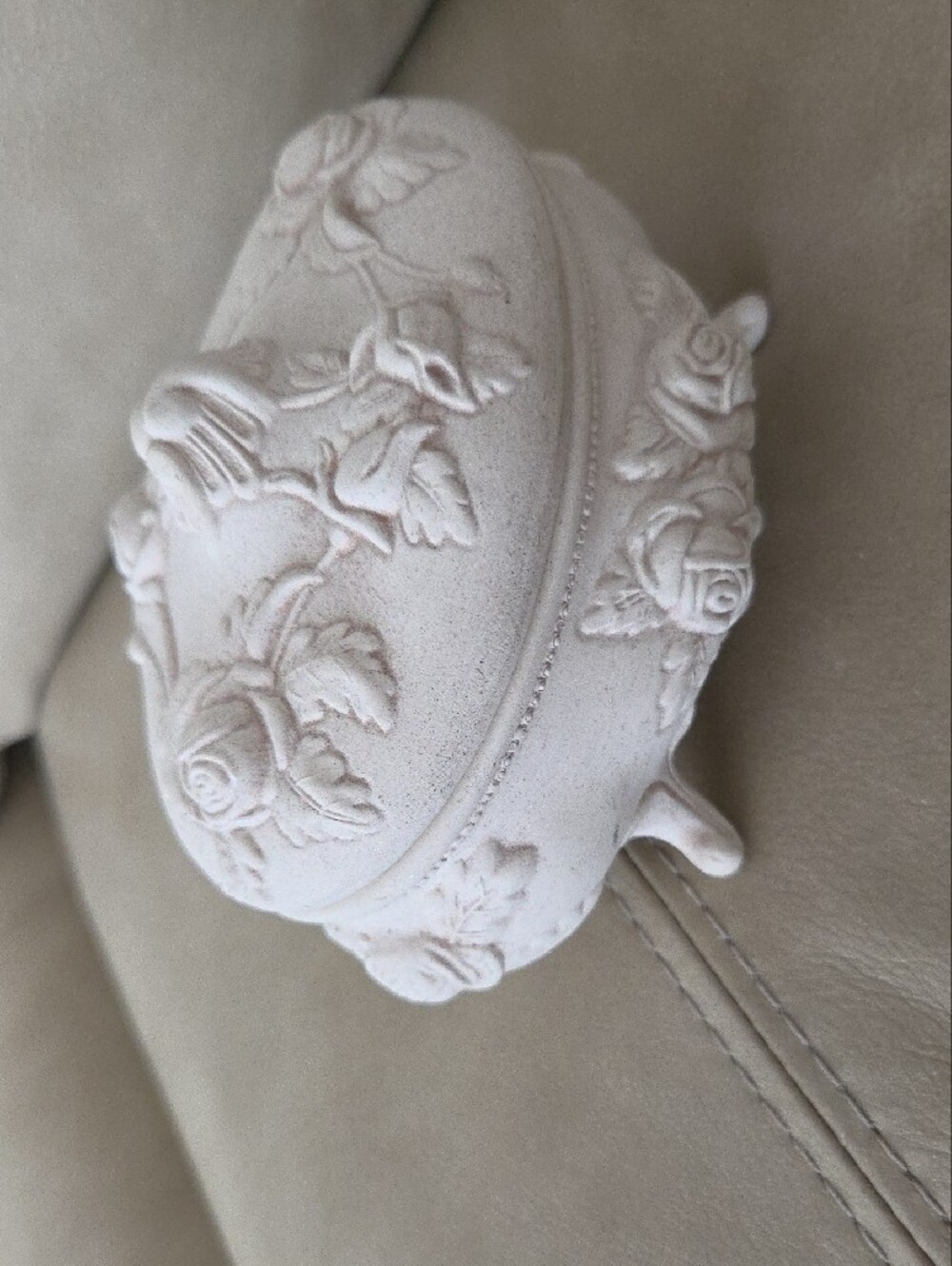 Ornate Floral Decorative Trinket Box in Off White Handcrafted In Canada - Picture 11 of 13